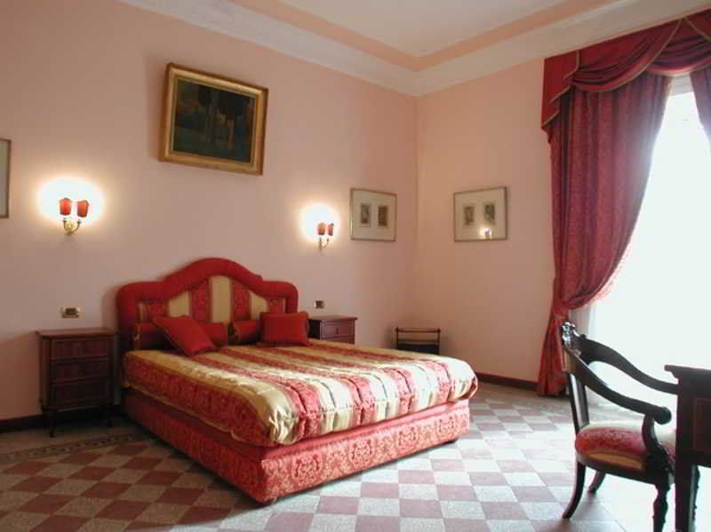 Episcopo Lipinsky Luxury Suites Roma Phòng bức ảnh